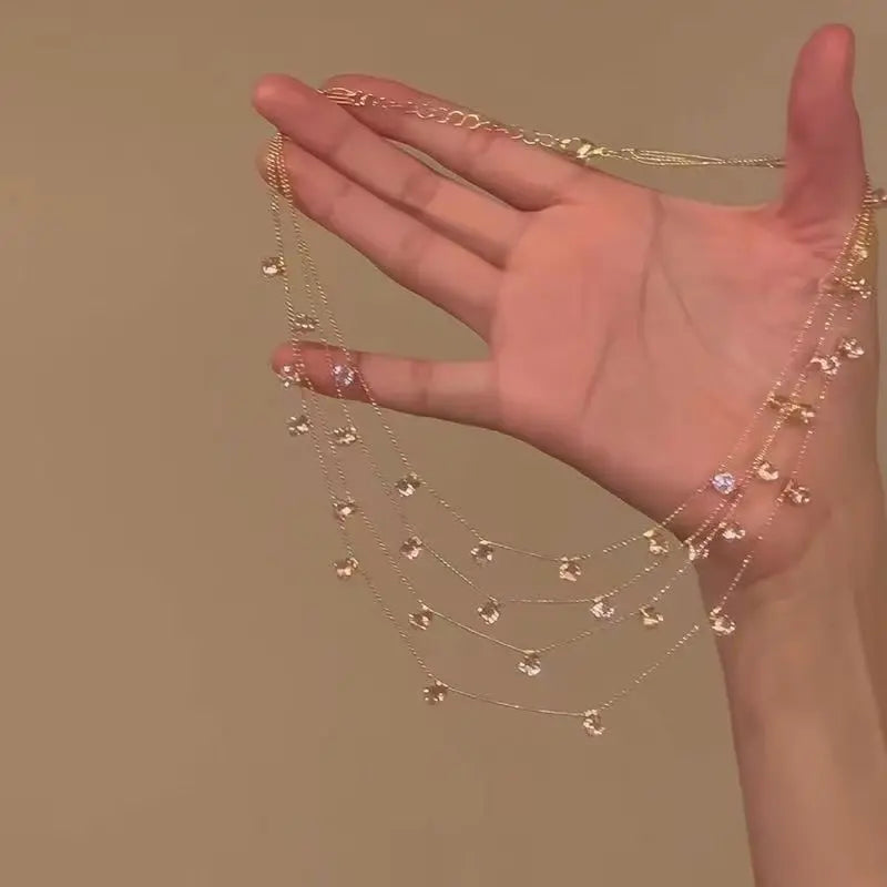 📢😍 50% kedvezmény! ✨ Női többrétegű, csillogó kulcscsont medál nyaklánc