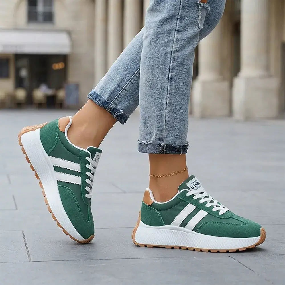【Időkorlátozott 50% kedvezmény!】👟【Méret: 35 – 45】Női retro sportos szabadidőcipő, vastag talppal és magasító hatással