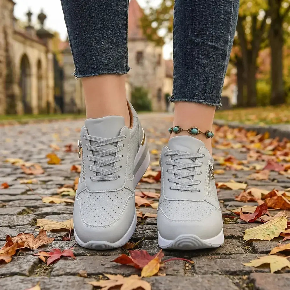【Időszakosan 50% kedvezmény!】👟【36–43】Nagy méretű, bebújós, éktalpú sportcipő – Könnyű, hétköznapi platformcipő – Kényelmes cipő sétához és edzéshez