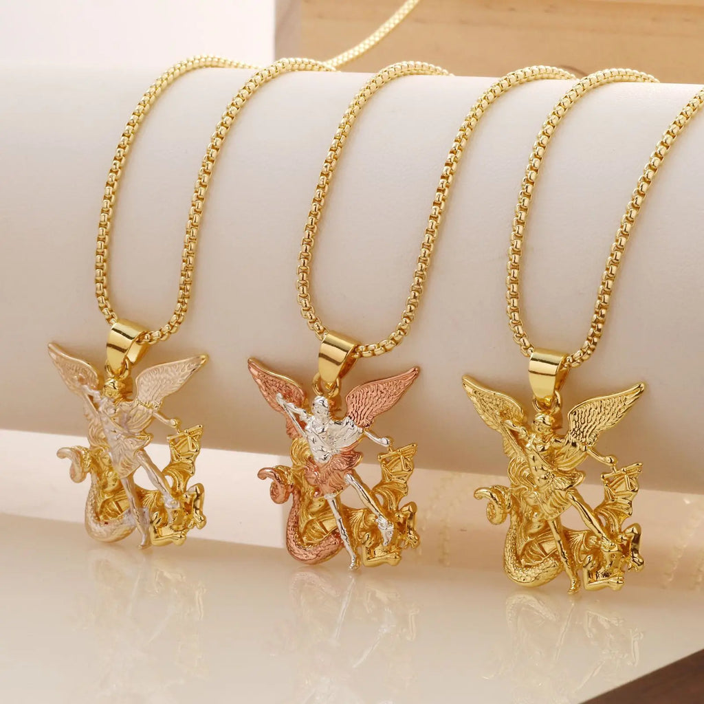 💥Háromszínű őrangyal nyaklánc – Elegáns és szimbolikus – Ideális mindennapi viselethez vagy ajándéknak – Finom és jelentőségteljes✨💛