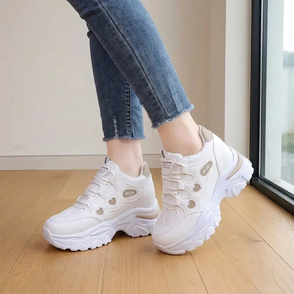 🔥【35-42】👟Női Chunky Dad platform tornacipők - Rejtett éktalpú - Fűzős, hétköznapi, színblokkos tornacipők 2026