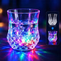 【50% kedvezmény, csak korlátozott ideig!】✨💎Crystal pohárkészlet italokhoz, folyadék által aktivált LED-világítással🥂